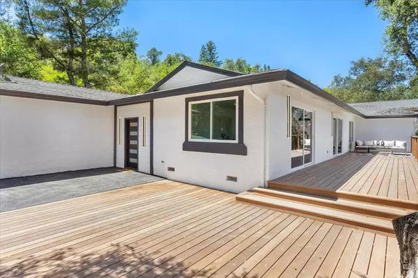 17060 Lon RD, Los Gatos, CA 95033