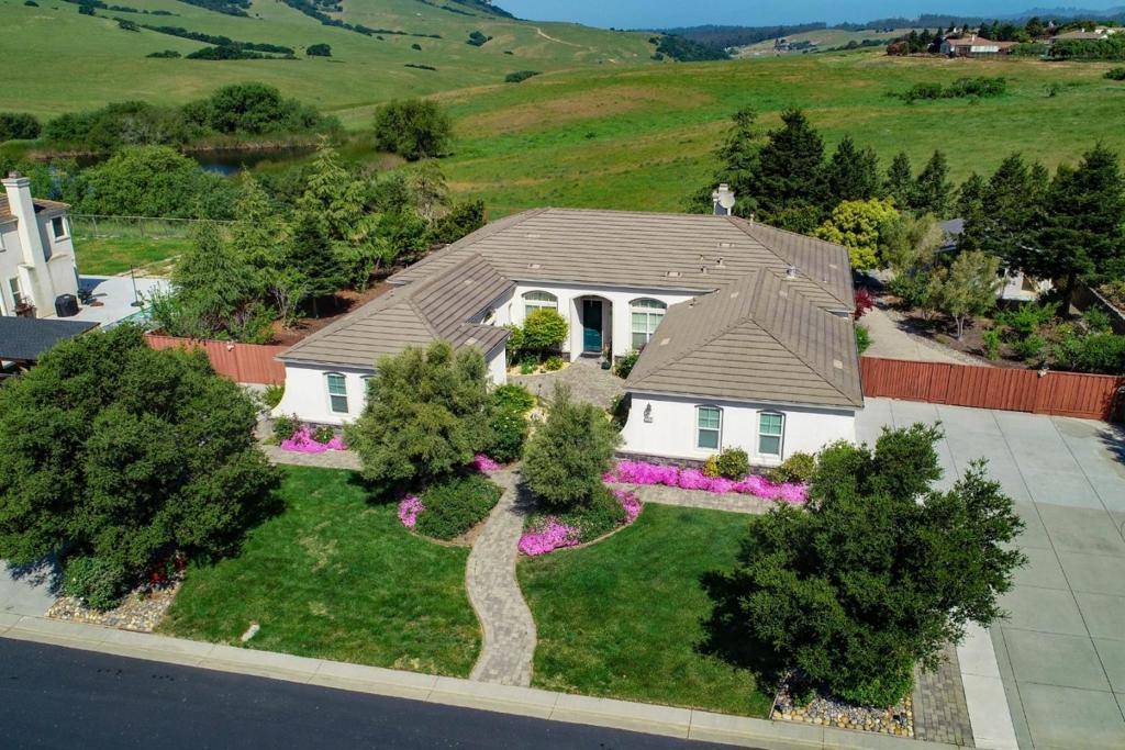 334 Paseo Gularte, San Juan Bautista, CA 95045
