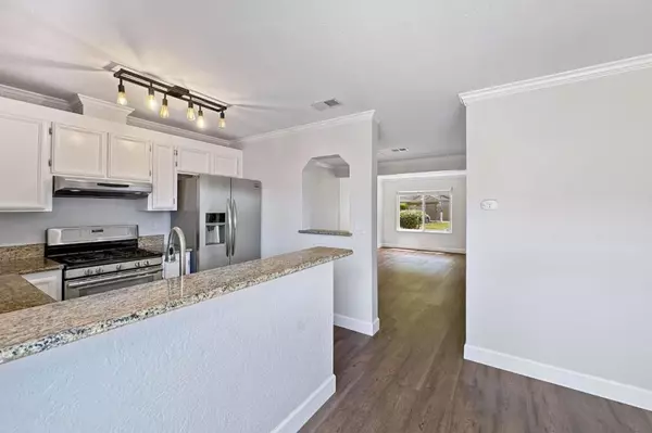Pacifica, CA 94044,1249 Rosita RD