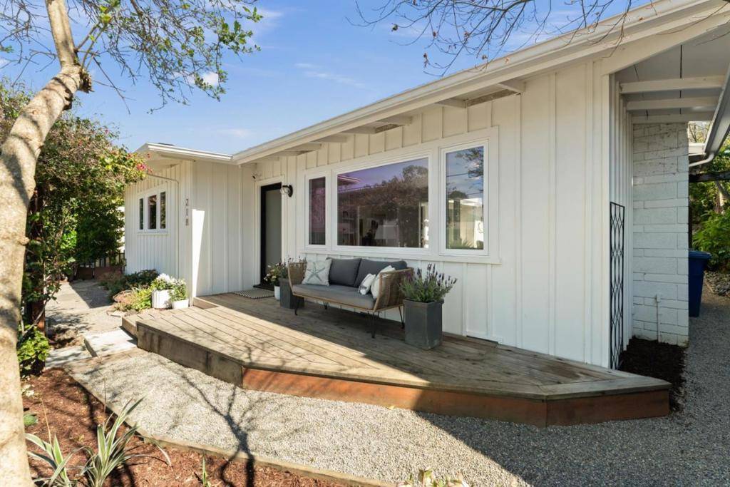 Santa Cruz, CA 95062,218 Buena Vista AVE