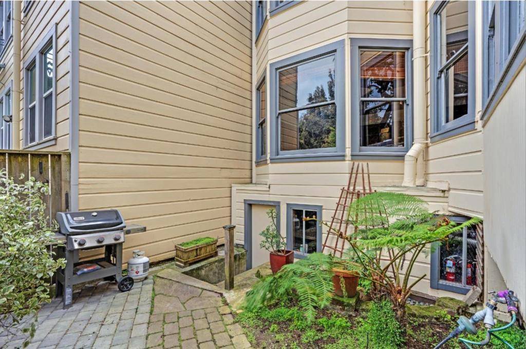 San Francisco, CA 94117,1976 Fell ST