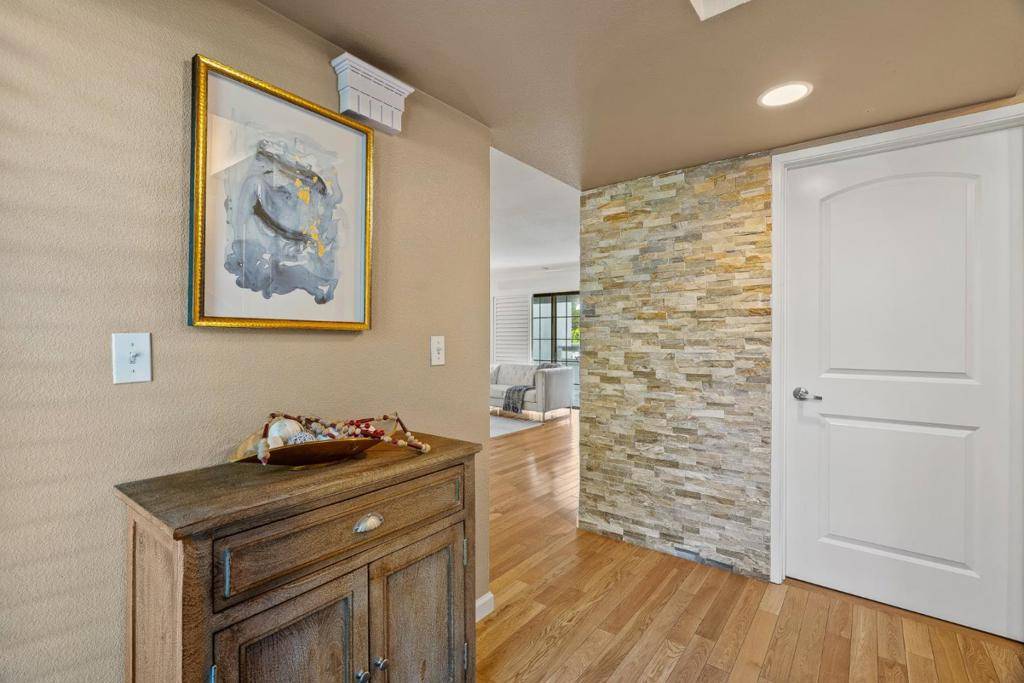 Hayward, CA 94541,1881 Chantilly LN