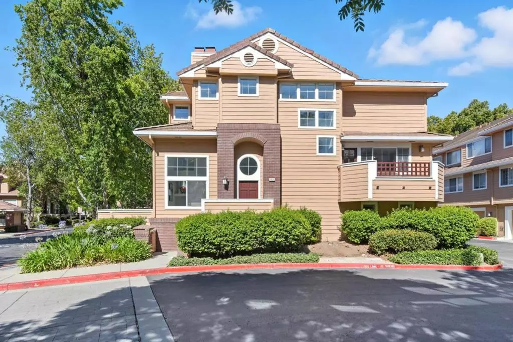San Jose, CA 95134,553 Mill River LN