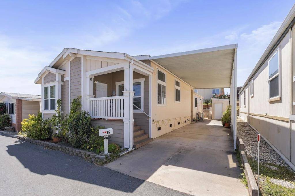 Watsonville, CA 95076,144 Holm RD