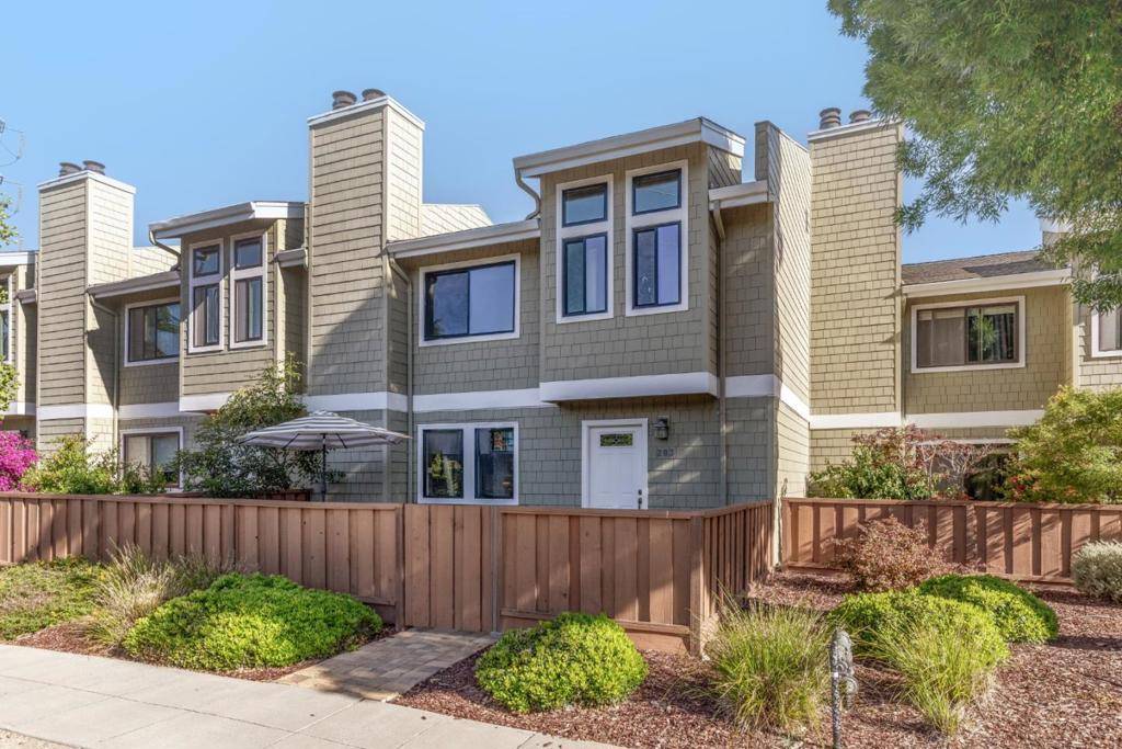 Los Gatos, CA 95032,283 De Soto DR
