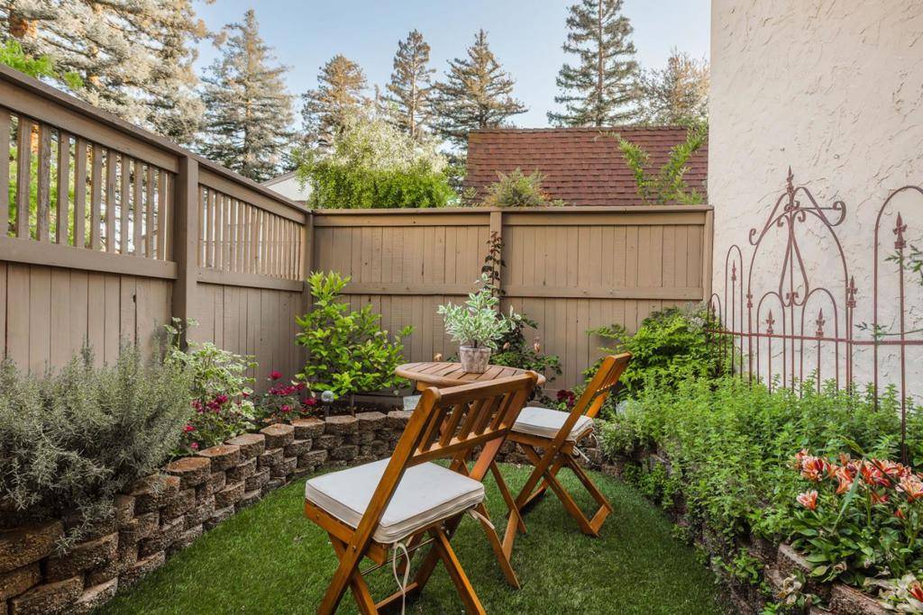 Saratoga, CA 95070,19414 Vineyard LN