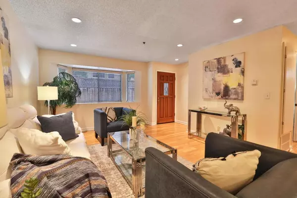 Sunnyvale, CA 94087,695 S Knickerbocker DR #4