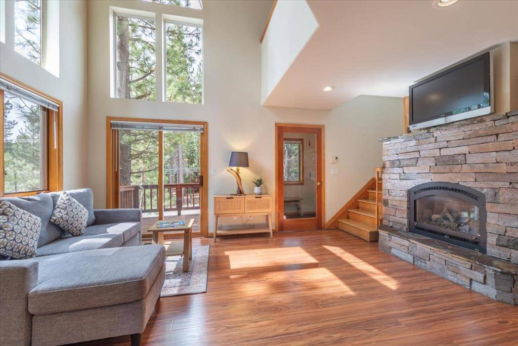 Truckee, CA 96161,16900 Northwoods BLVD