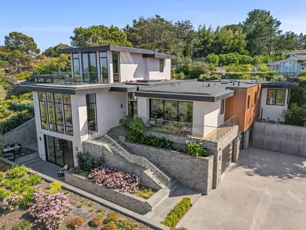 Hillsborough, CA 94010,855 Darrell RD