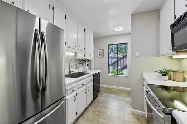 Mountain View, CA 94043,765 N Rengstorff AVE #7