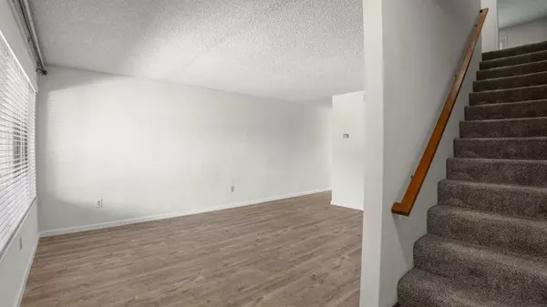 Sunnyvale, CA 94085,622 N Ahwanee TER