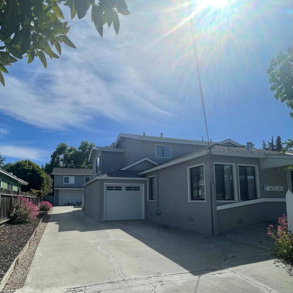 134 Cypress #A Upstairs, Redwood City, CA 94061