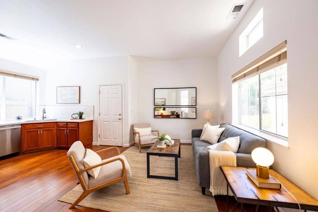 South San Francisco, CA 94080,121 Northcrest DR