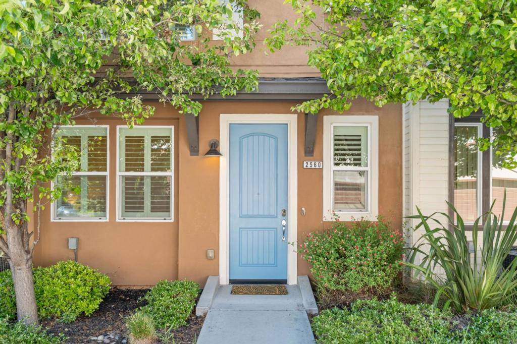 Mountain View, CA 94043,2560 Saffron WAY