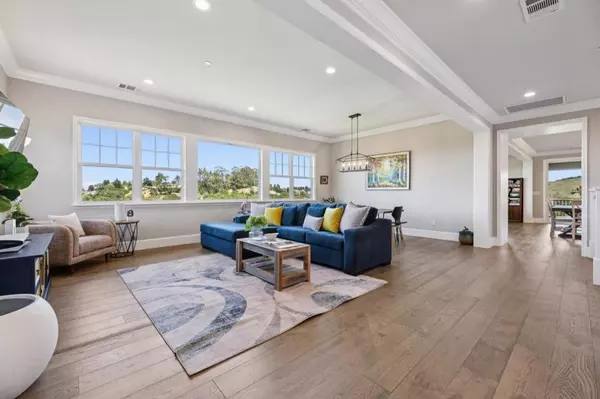San Mateo, CA 94402,2185 Cobblehill PL