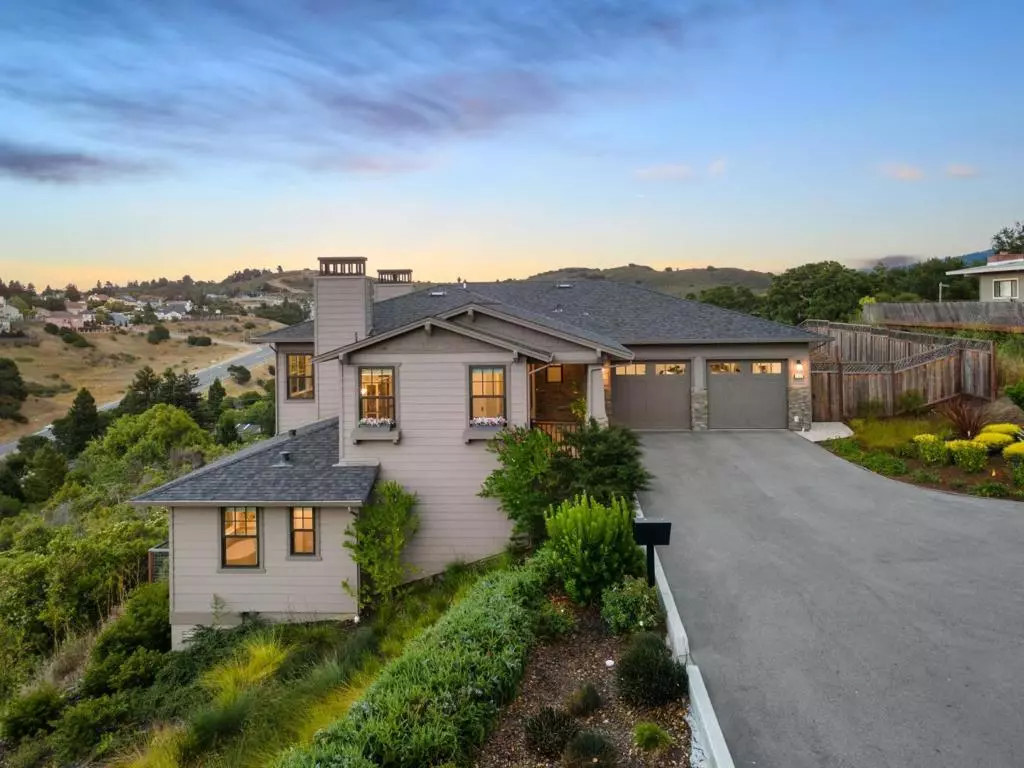 San Mateo, CA 94402,2185 Cobblehill PL
