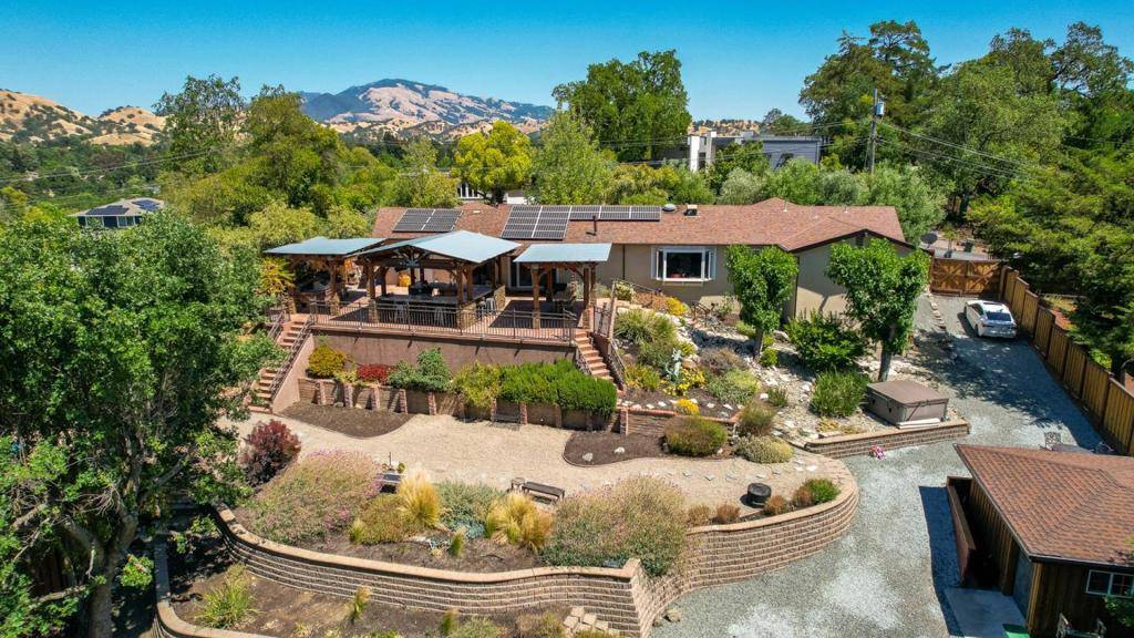 25 Adeline DR, Walnut Creek, CA 94596
