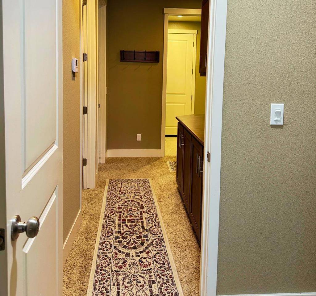 Hollister, CA 95023,1646 Foxtail CT