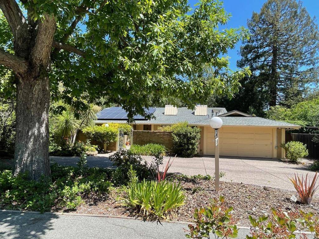 Stanford, CA 94305,843 Sonoma Terrace