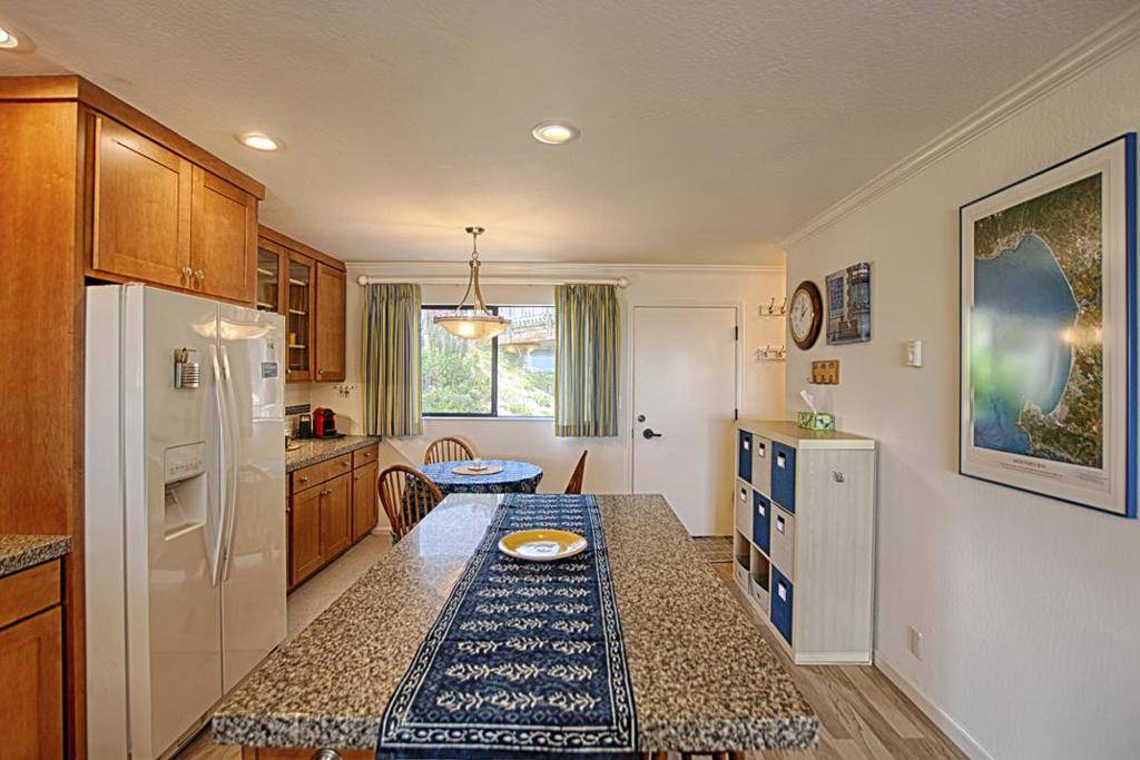 Watsonville, CA 95076,101 Shell DR #170