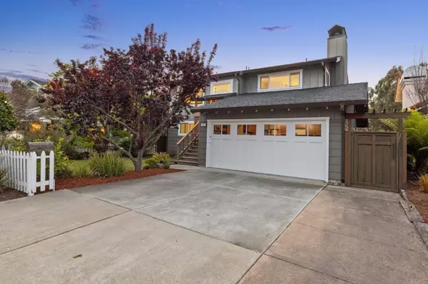 624 Terrace AVE,  Half Moon Bay,  CA 94019