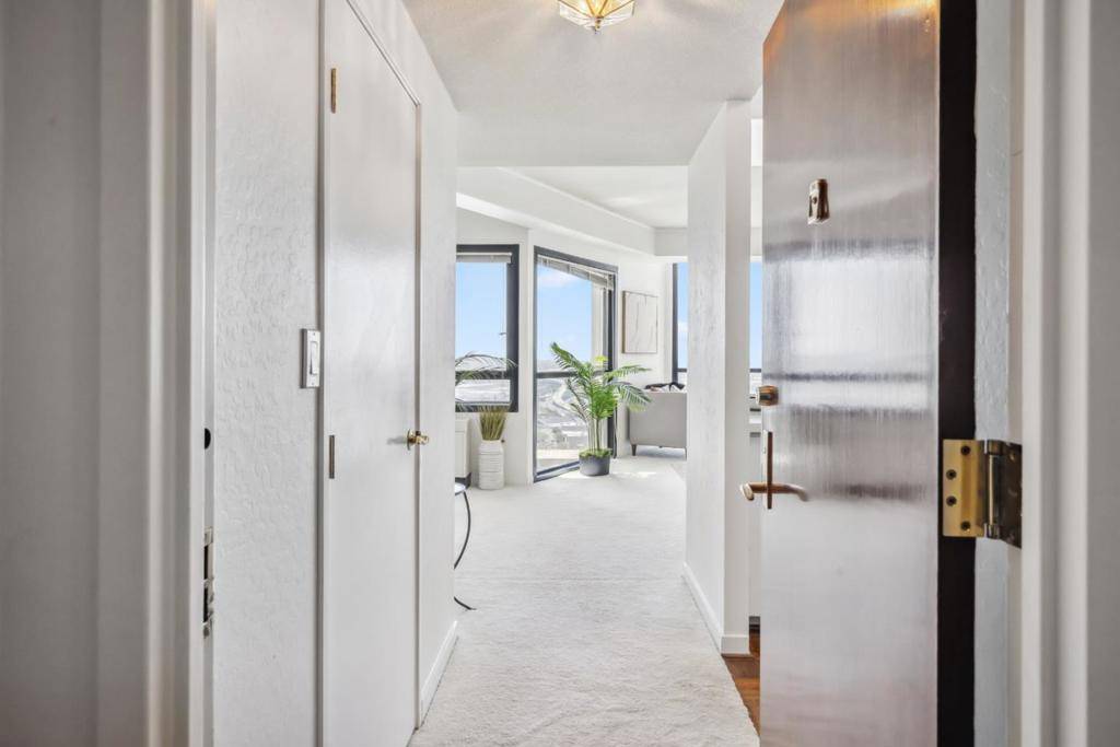 Emeryville, CA 94608,6363 Christie AVE #2801