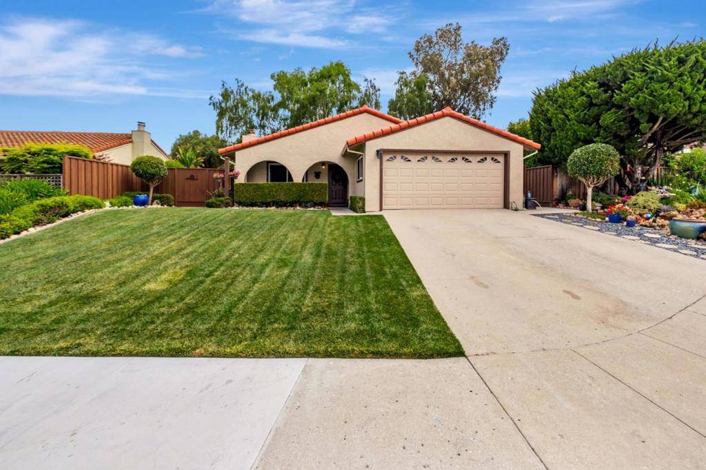 19 Magnolia CT, Watsonville, CA 95076