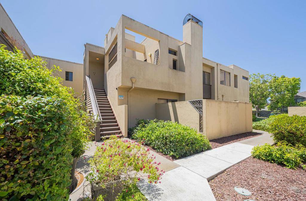 Salinas, CA 93901,42 W San Joaquin ST #8