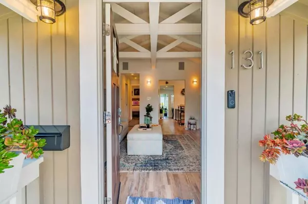 Pacifica, CA 94044,131 Carmel AVE