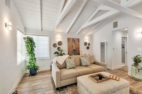 Pacifica, CA 94044,131 Carmel AVE