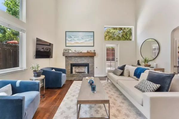 Morgan Hill, CA 95037,960 Oak Park DR
