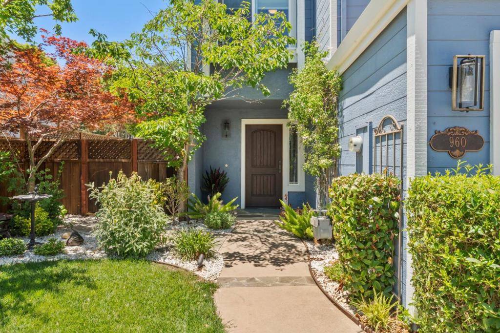 Morgan Hill, CA 95037,960 Oak Park DR