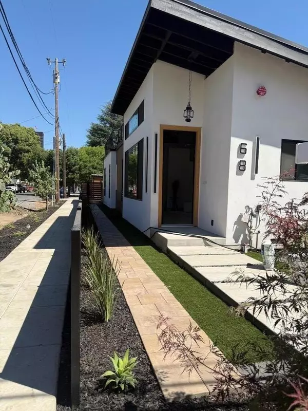 Campbell, CA 95008,68 Page ST