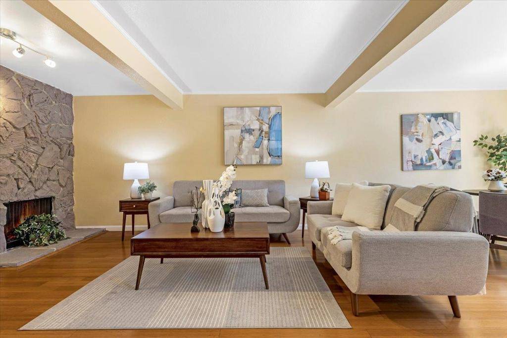 83 Devonshire AVE #3, Mountain View, CA 94043