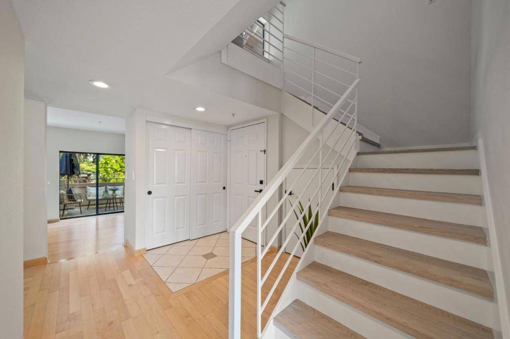 Palo Alto, CA 94306,3073 Middlefield RD #203