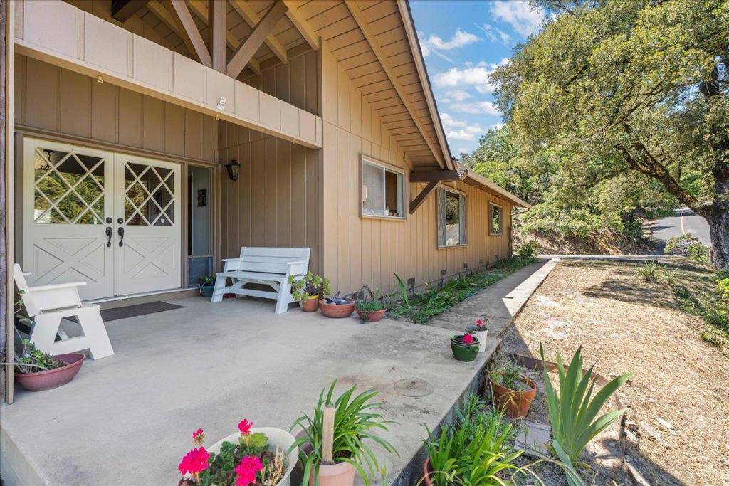 Los Gatos, CA 95033,18584 Favre Ridge RD