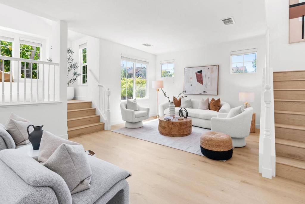 Santa Clara, CA 95054,4337 Watson CIR