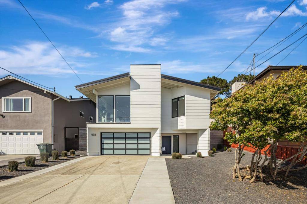 Moss Beach, CA 94038,651 Stetson ST