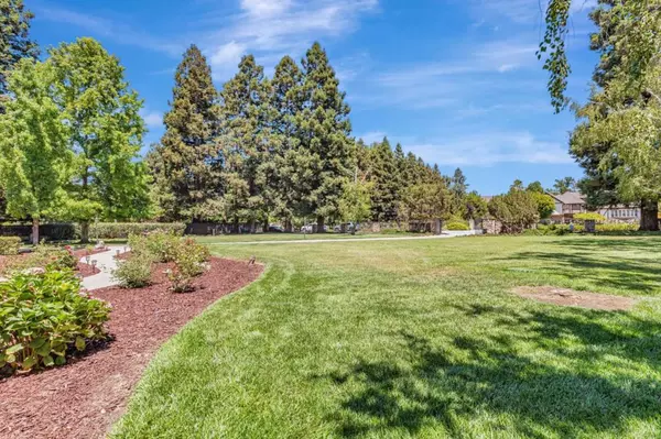 Morgan Hill, CA 95037,9885 Lantz DR