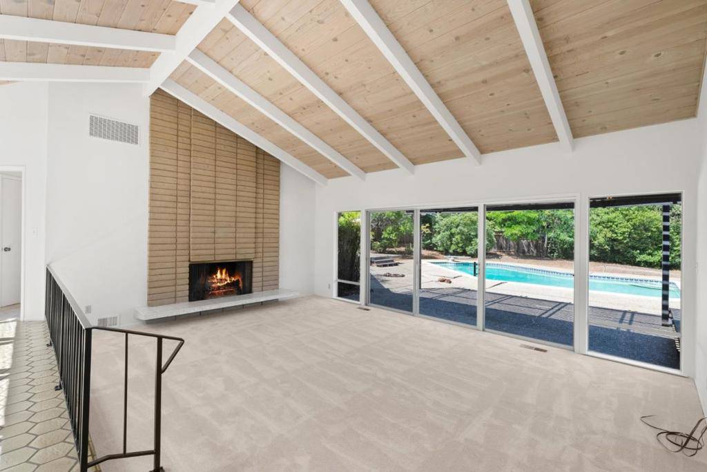 Saratoga, CA 95070,19363 Athos PL