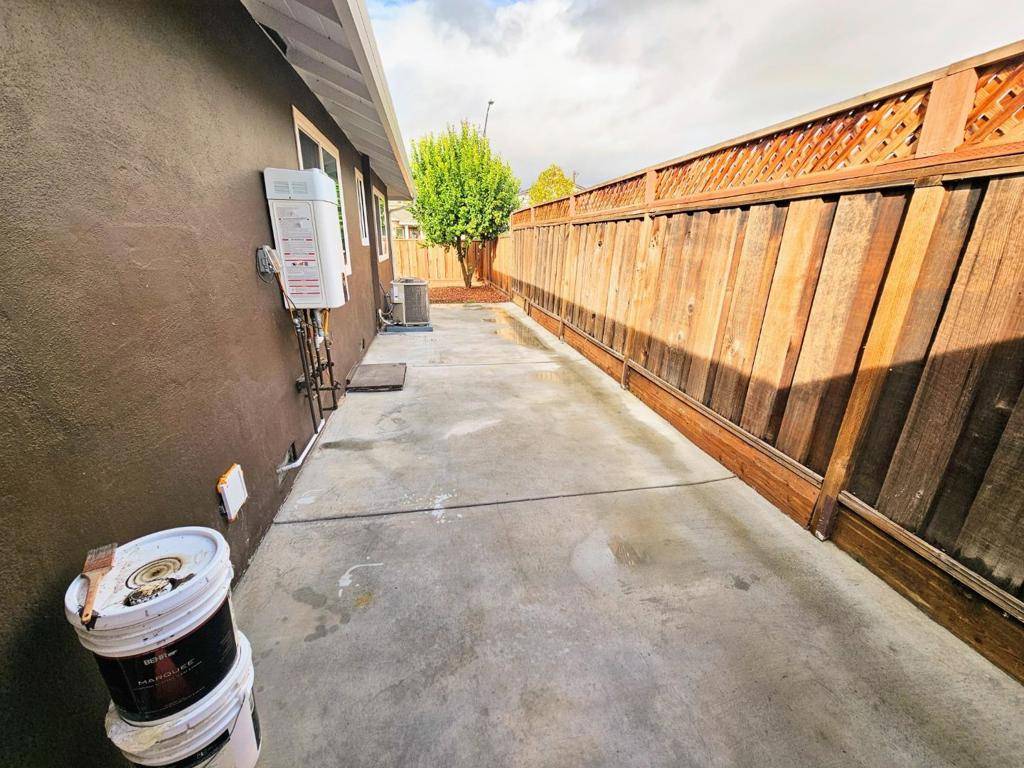 San Jose, CA 95117,3516 Olsen DR