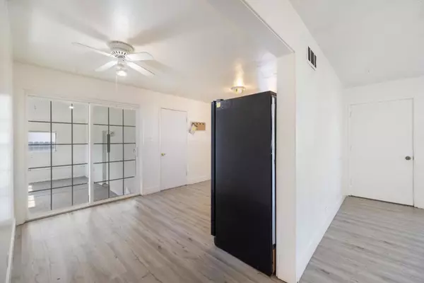 Manteca, CA 95336,432 COWELL AVE