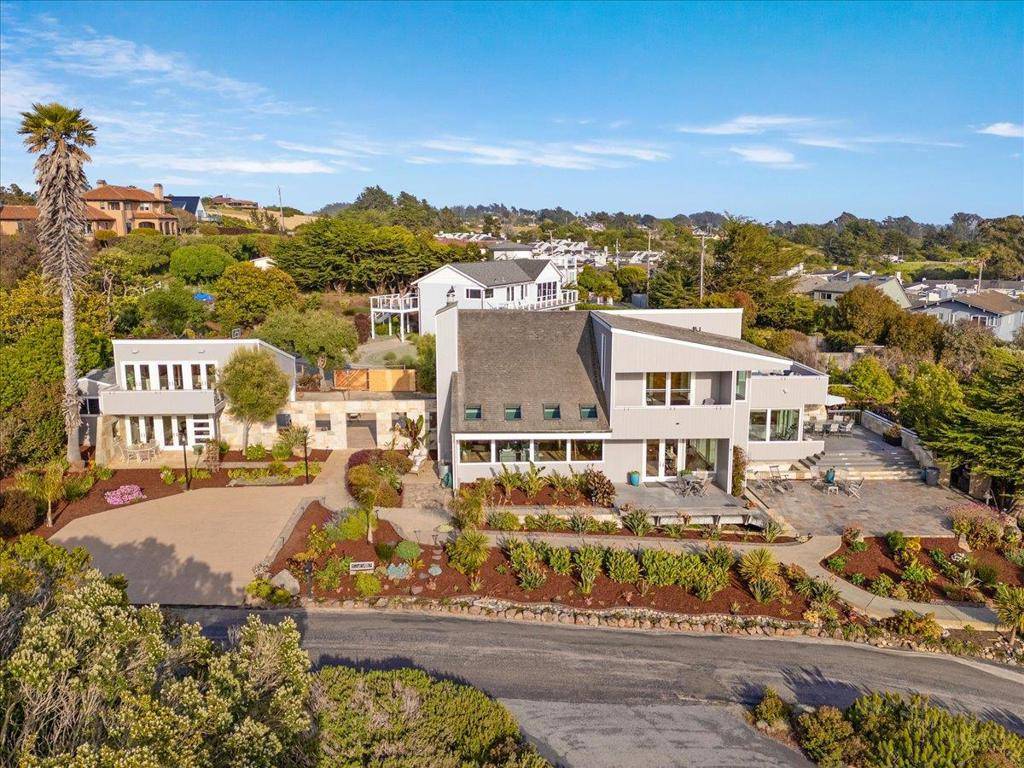 405 Heather Point LN, Watsonville, CA 95076