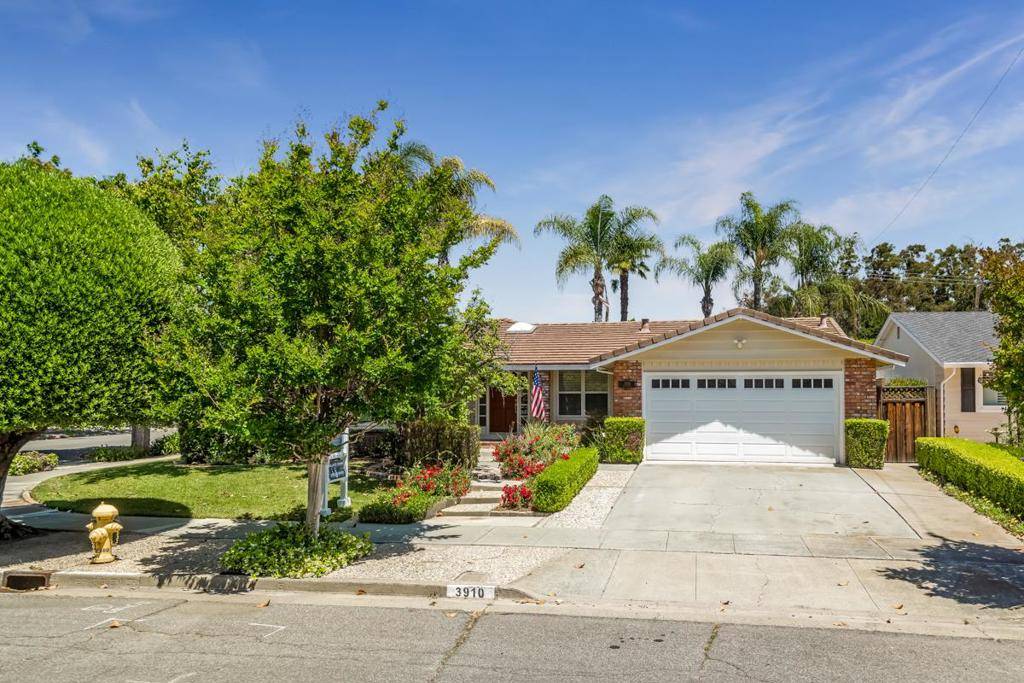 3910 Briarglen DR, San Jose, CA 95118