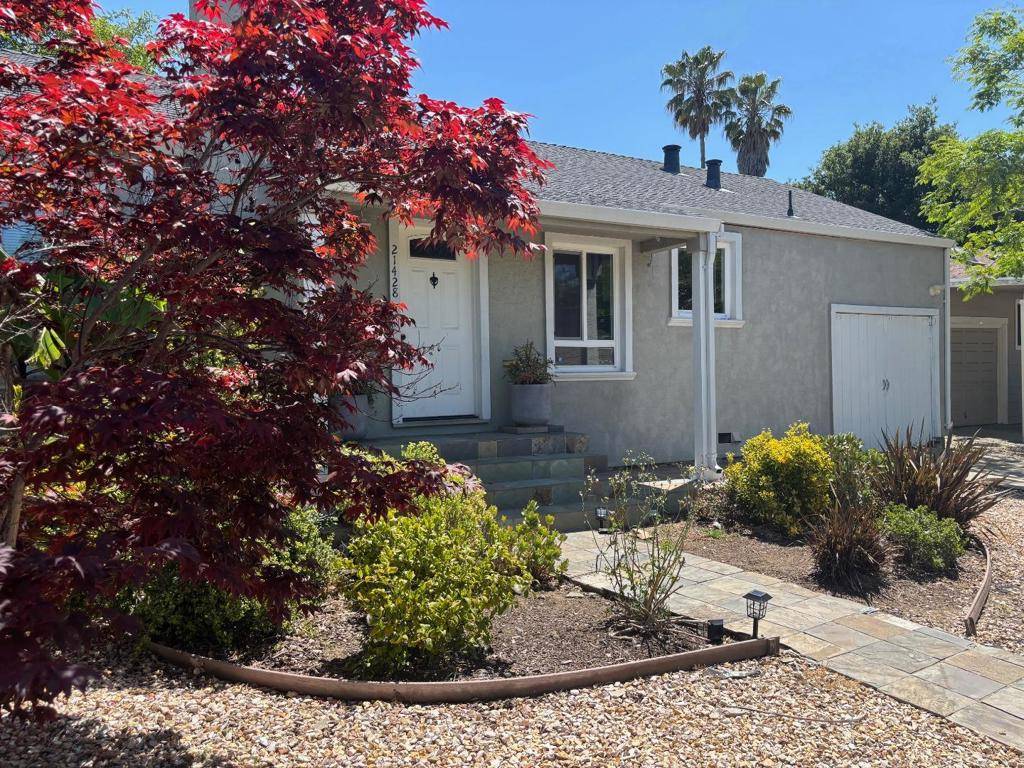 21428 Lake Chabot RD, Castro Valley, CA 94546