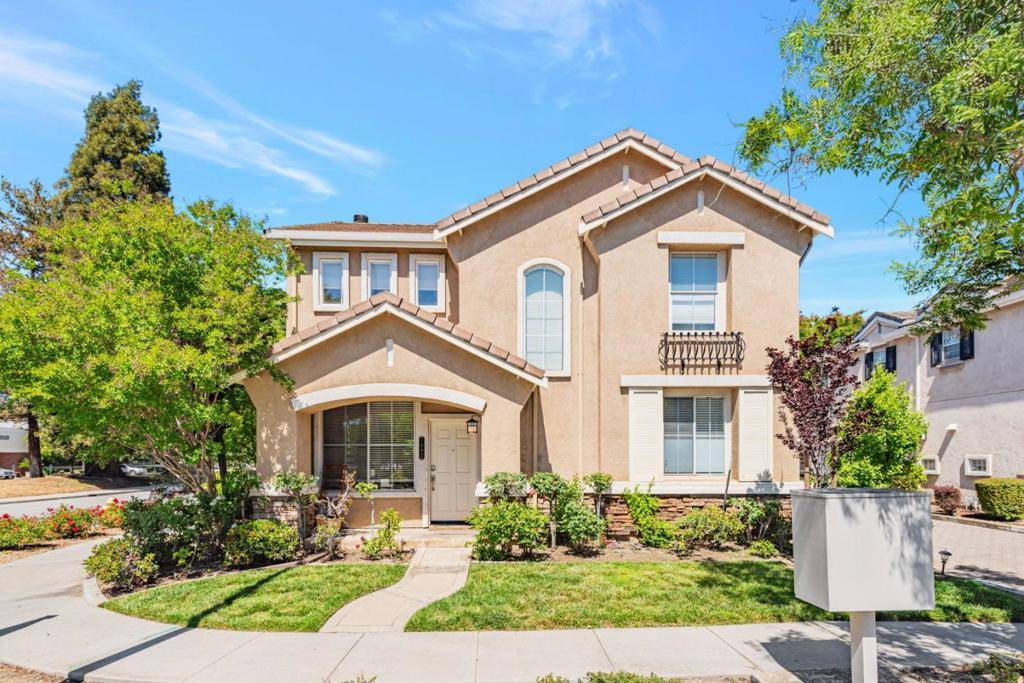 1992 Wayne CIR, San Jose, CA 95131