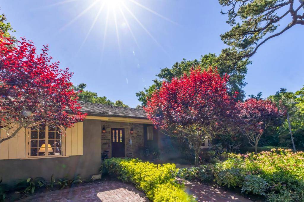 Carmel, CA 93923,24320 San Pedro LN