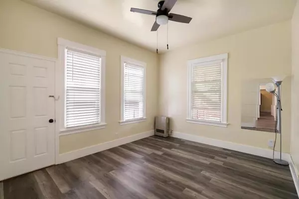 San Mateo, CA 94401,320 Villa TER