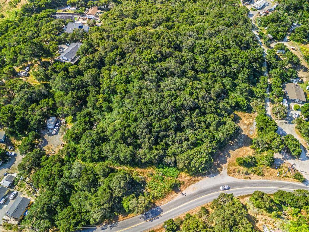 Prunedale, CA 93907,524 Echo Valley RD
