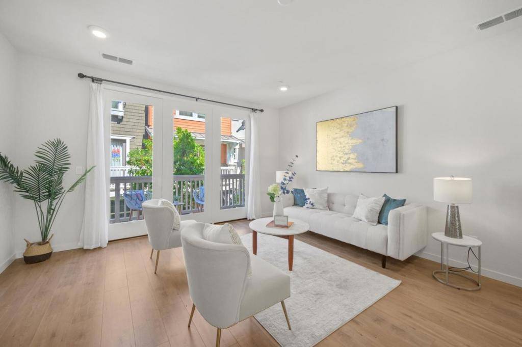 Sunnyvale, CA 94085,810 Gridley TER #4